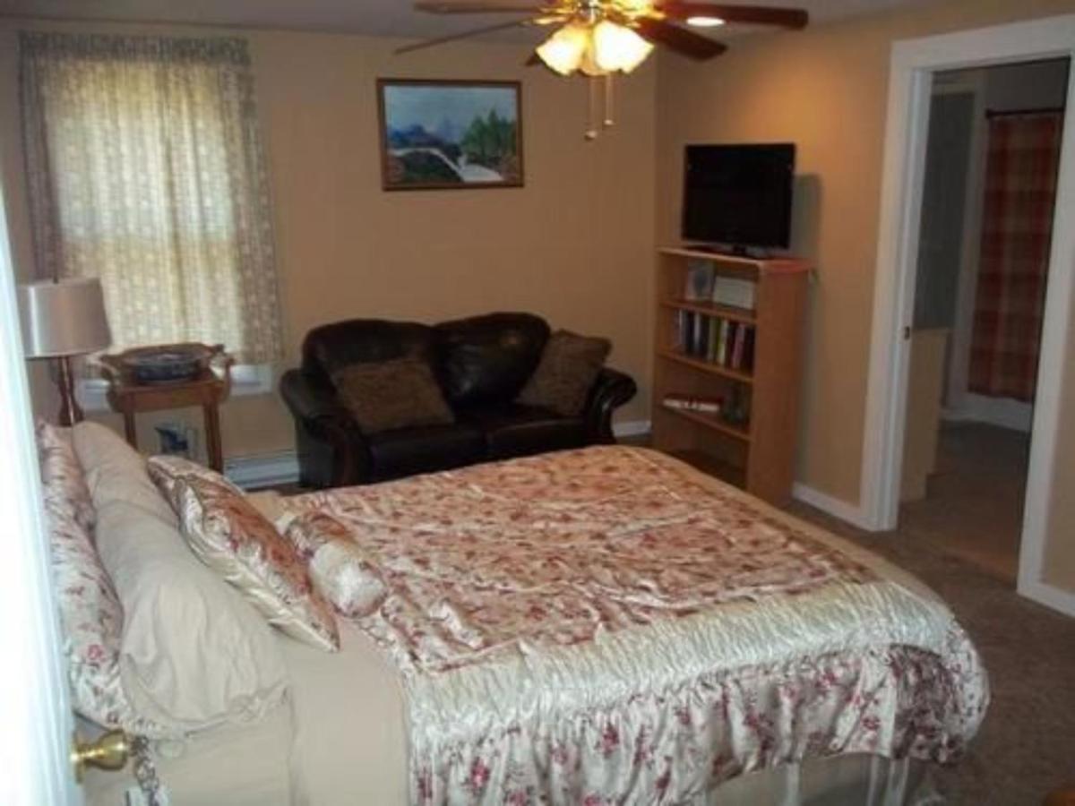 Tin Brook Bed & Breakfast Walden Экстерьер фото